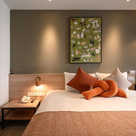 Hotel East Taichung Esterno foto