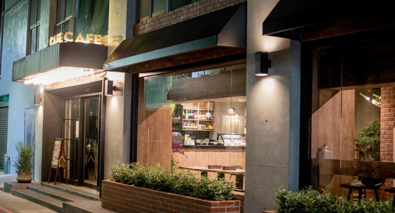 Hotel East Taichung Esterno foto