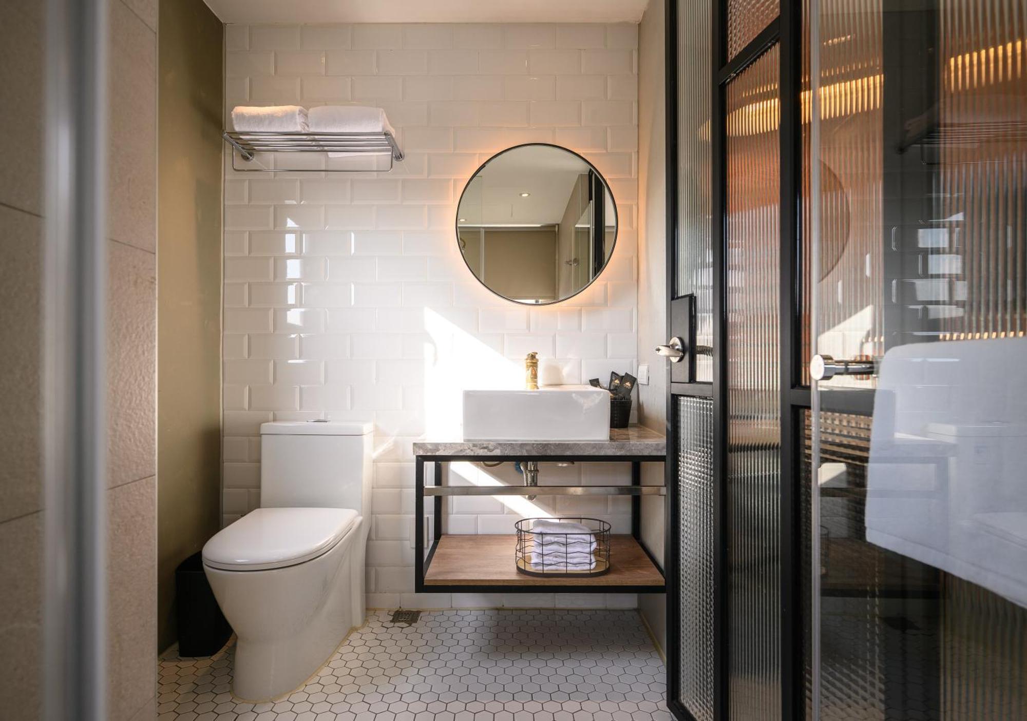 Hotel East Taichung Esterno foto
